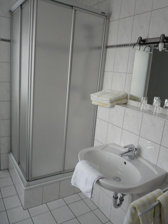 Westfaelischer Hof Lugde Екстер'єр фото